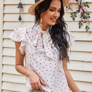 Tie-neck Heart print blouse
